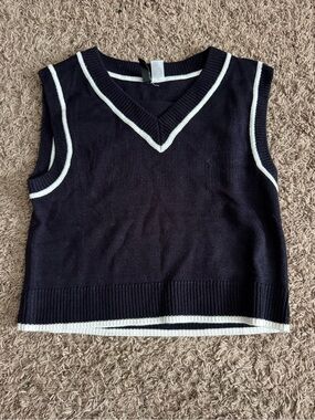Divided Black Sleeveless V-Neck Knit Top with White Trim